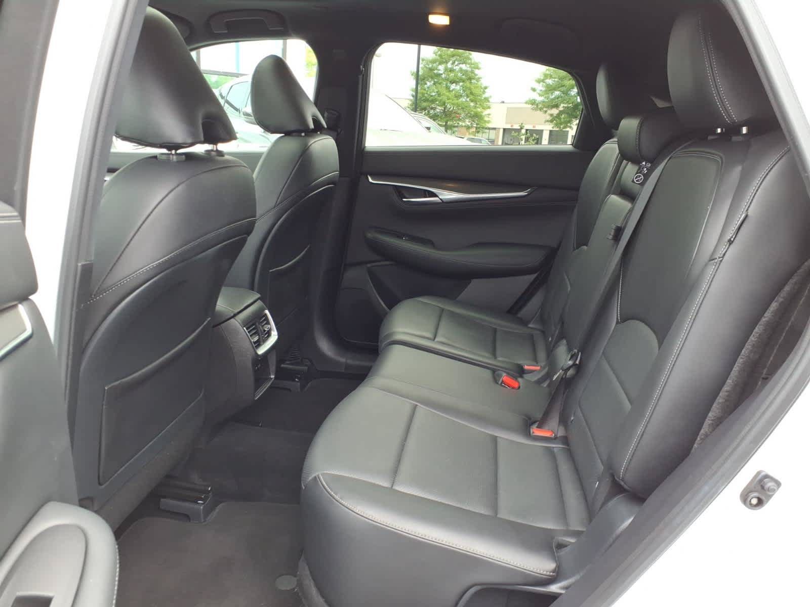 Certified 2025 INFINITI QX55 Luxe w/ Cargo Package AWD/4WD image 12