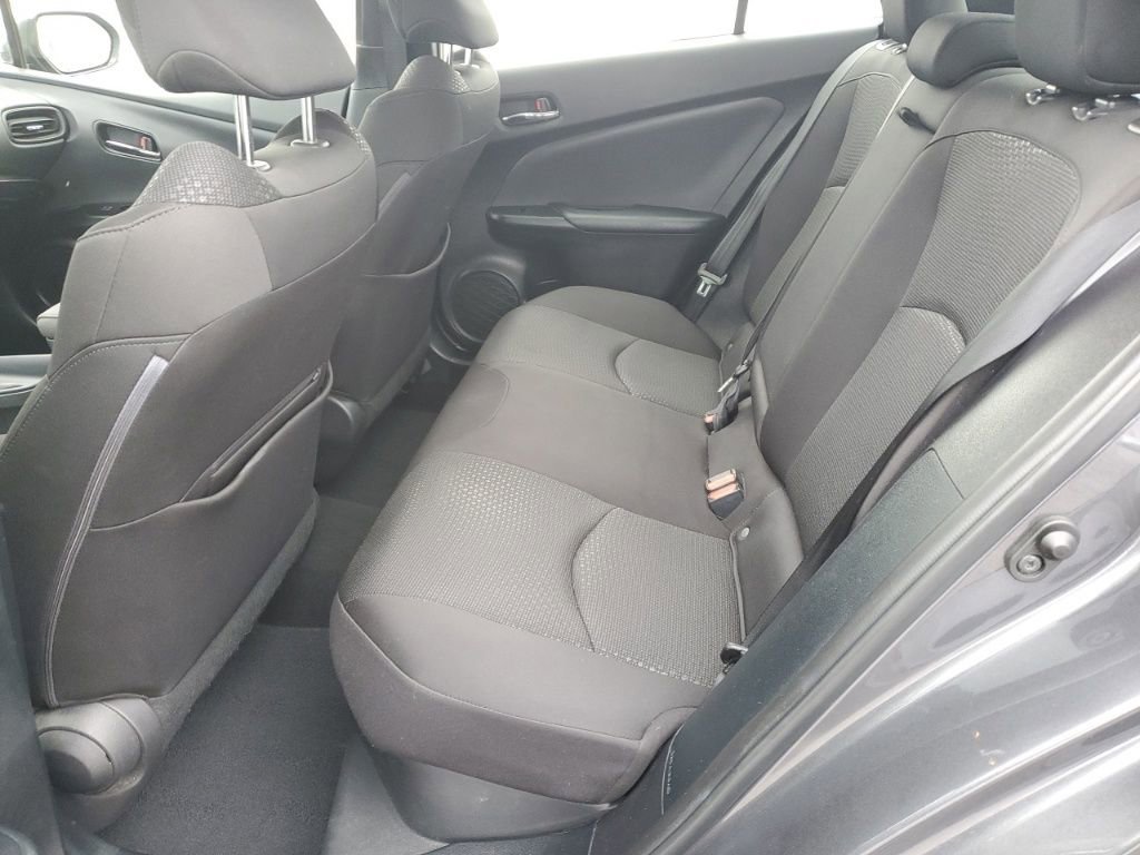 Used 2021 Toyota Prius LE image 25