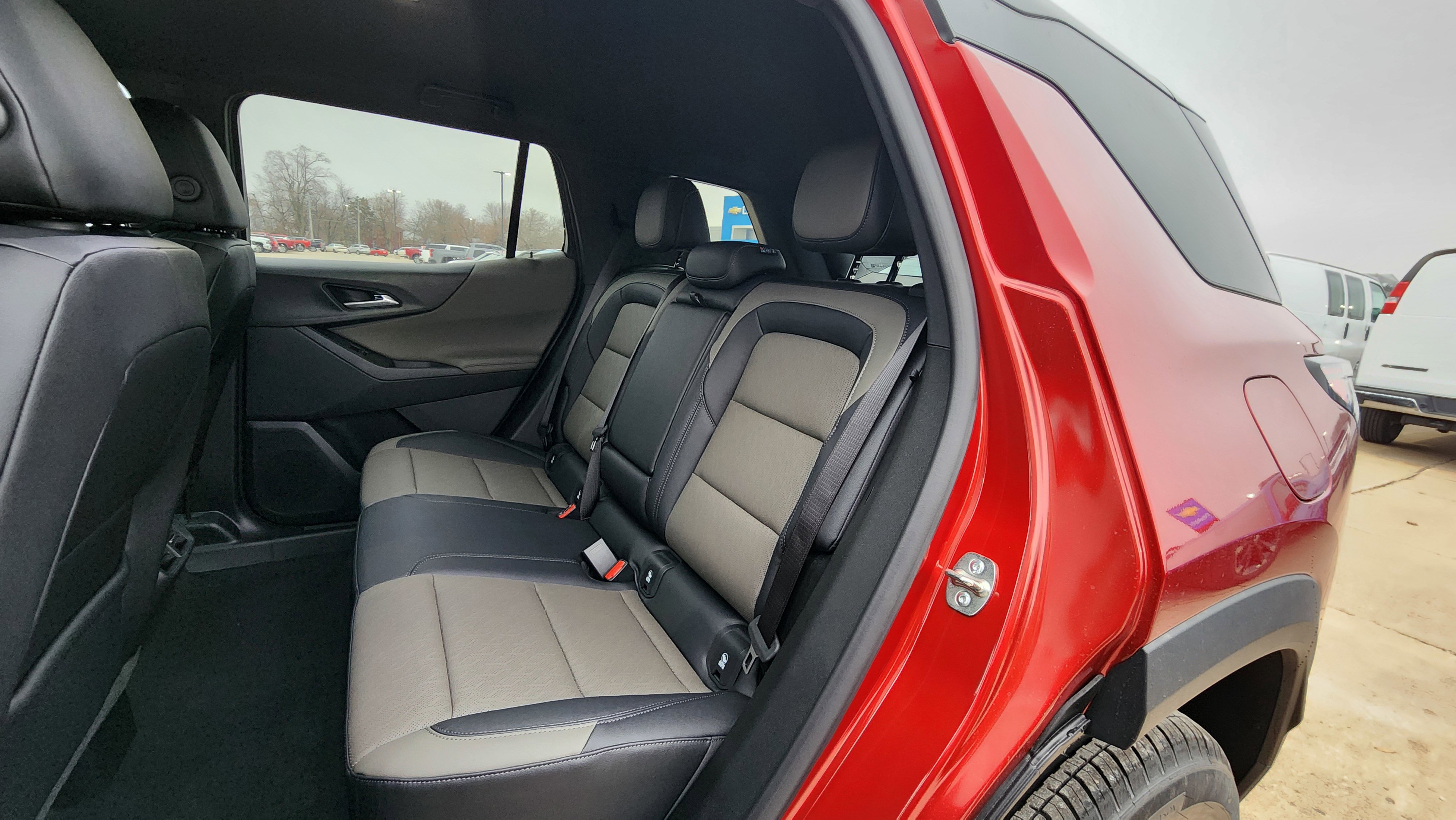 New 2026 Chevrolet Equinox LT w/ Convenience Package II image 16