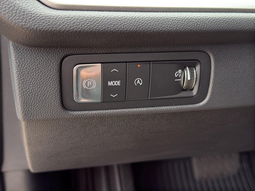 New 2026 Chevrolet Traverse LT w/ Driver Confidence Package FWD image 14