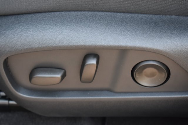 New 2027 Chevrolet Equinox RS w/ Convenience Package III FWD image 28
