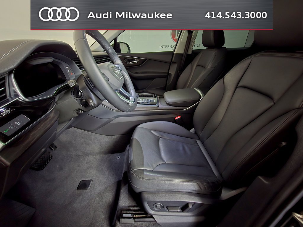 Used 2023 Audi Q7 2.0T Premium w/ Convenience Package AWD/4WD image 16