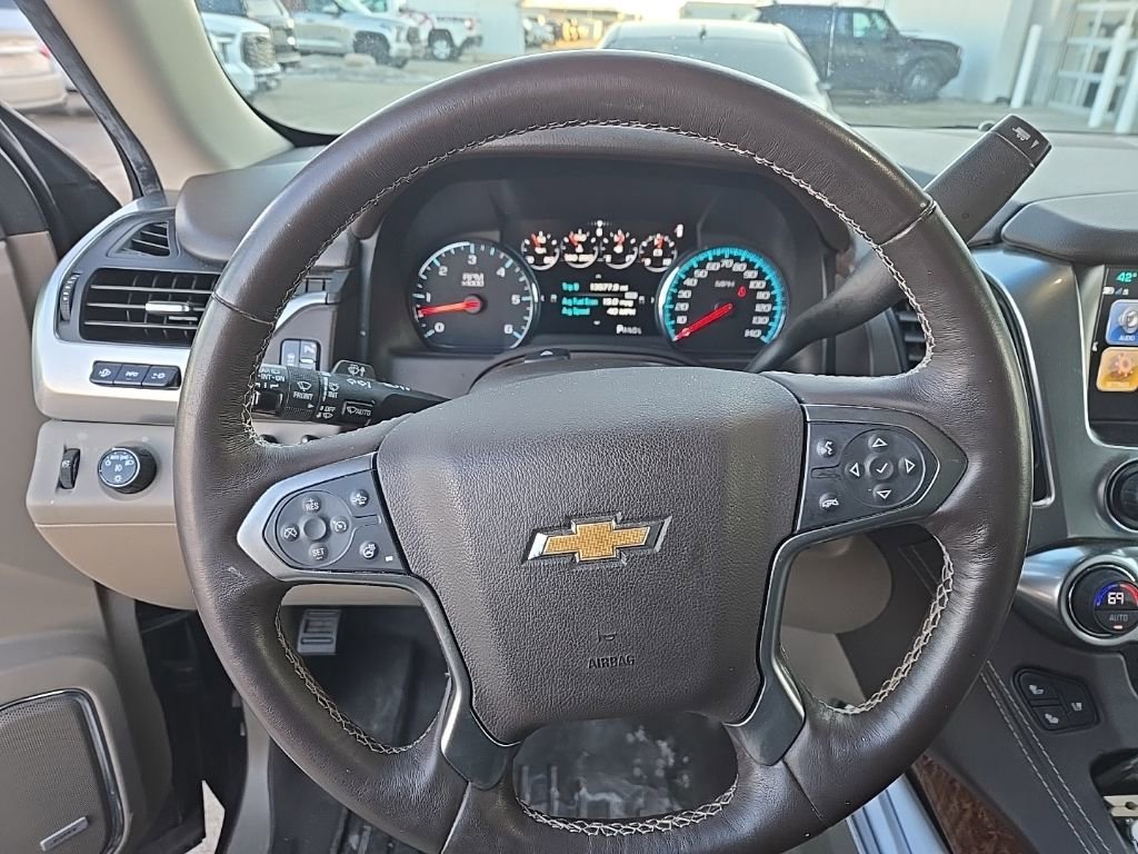 Used 2017 Chevrolet Suburban Premier image 11
