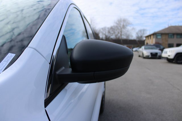 Used 2022 Ford Escape SE w/ Cold Weather Package image 7