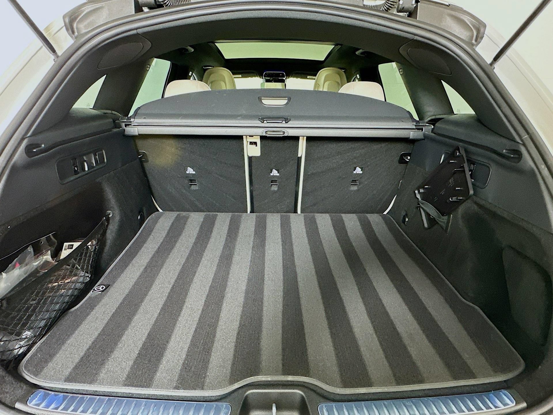 Certified 2026 Mercedes-Benz GLC 300 image 29