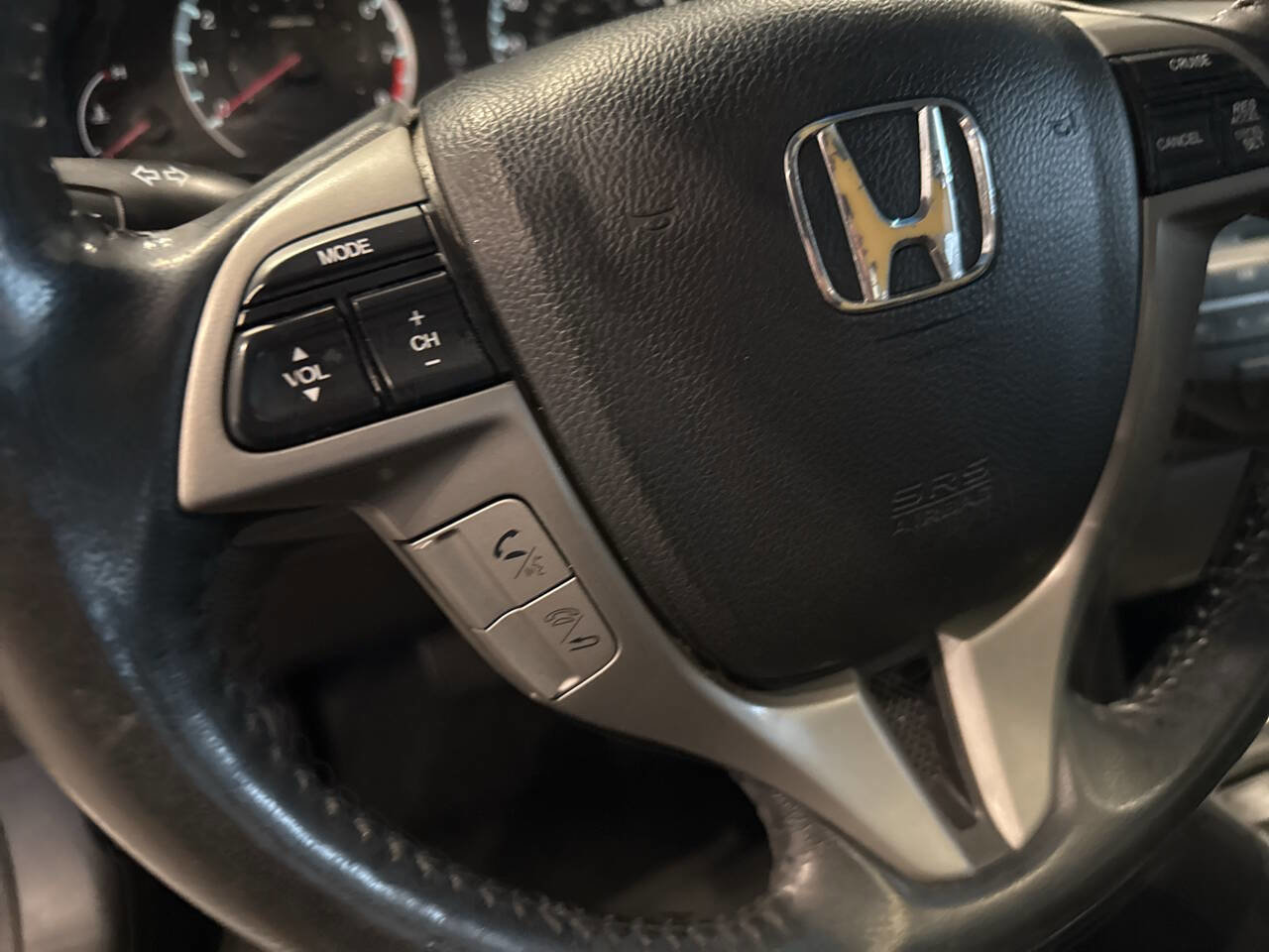Used 2011 Honda Accord EX-L image 22