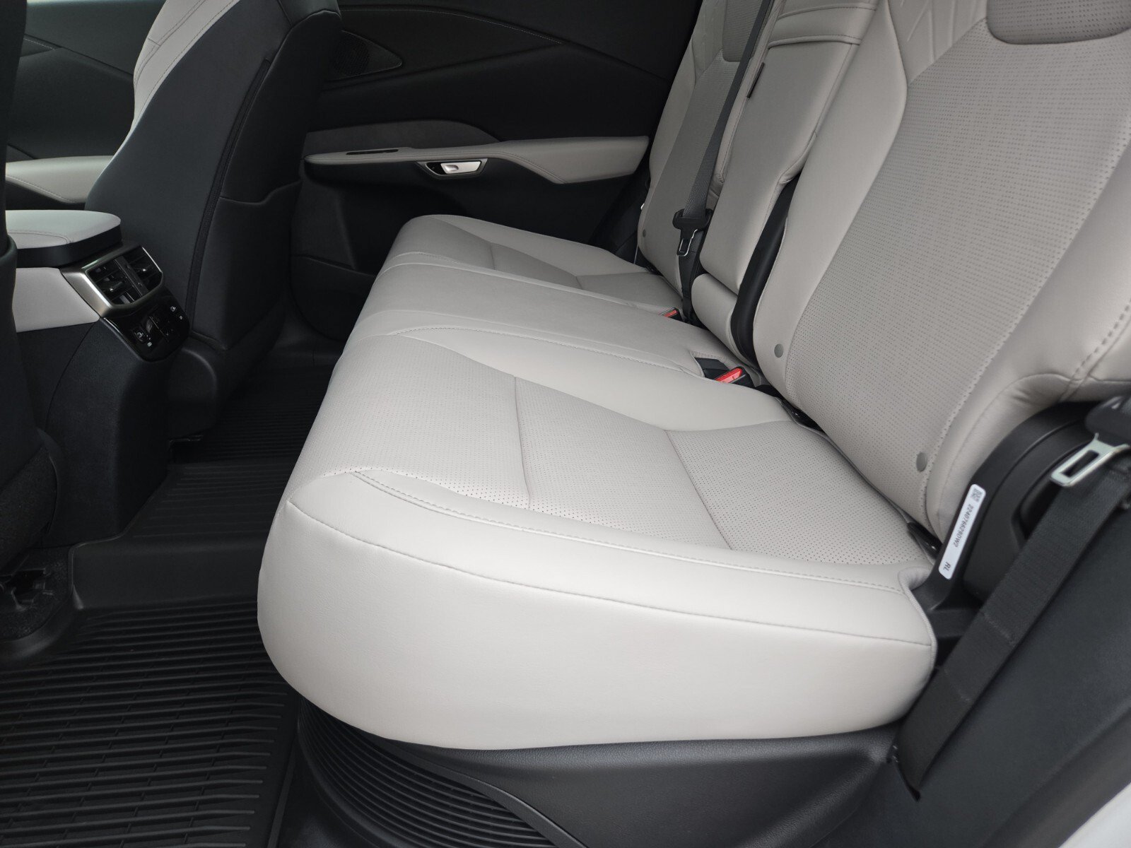 New 2026 Lexus RX 350h AWD/4WD image 8