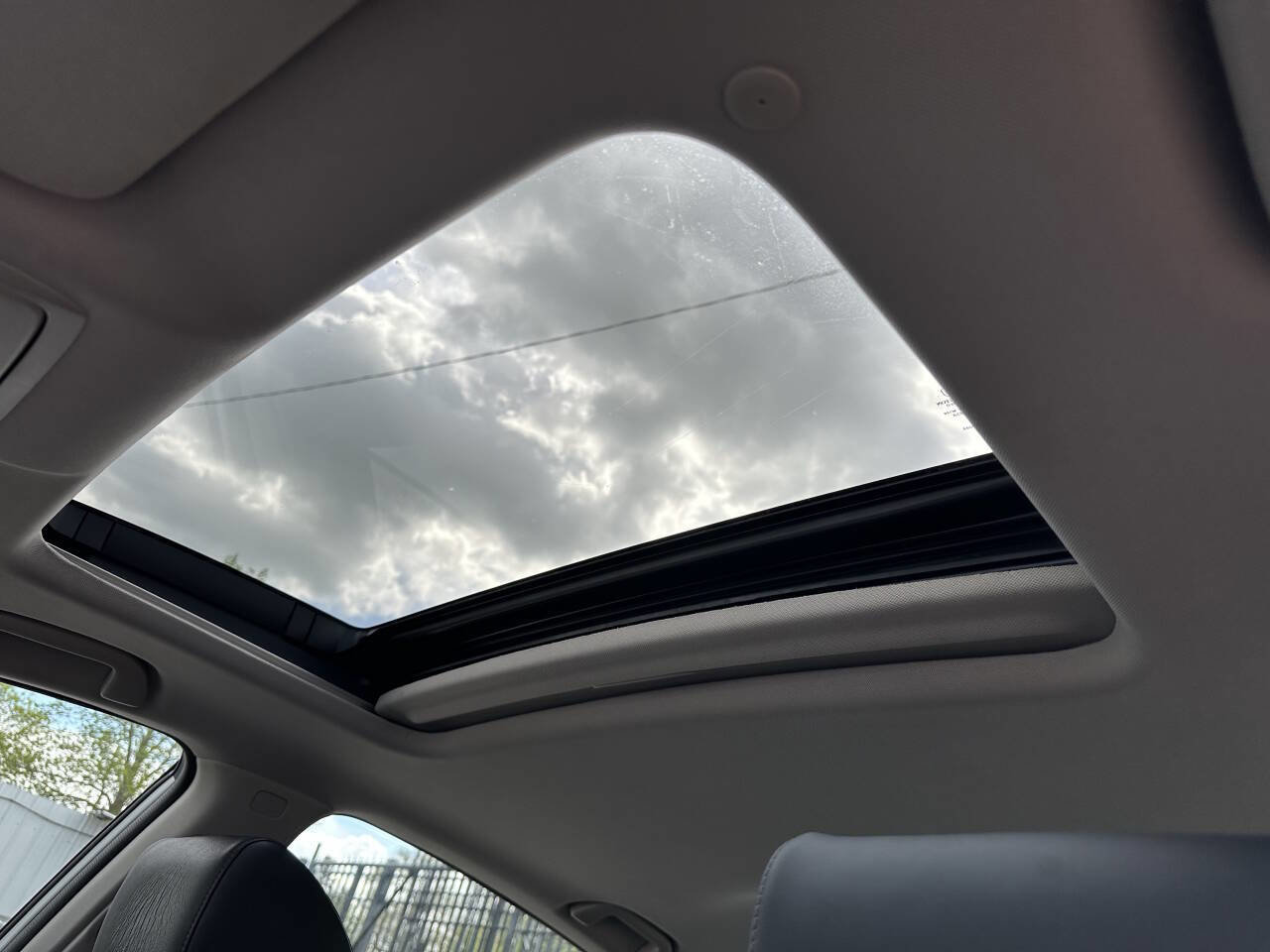 Used 2018 Honda Accord EX-L image 15