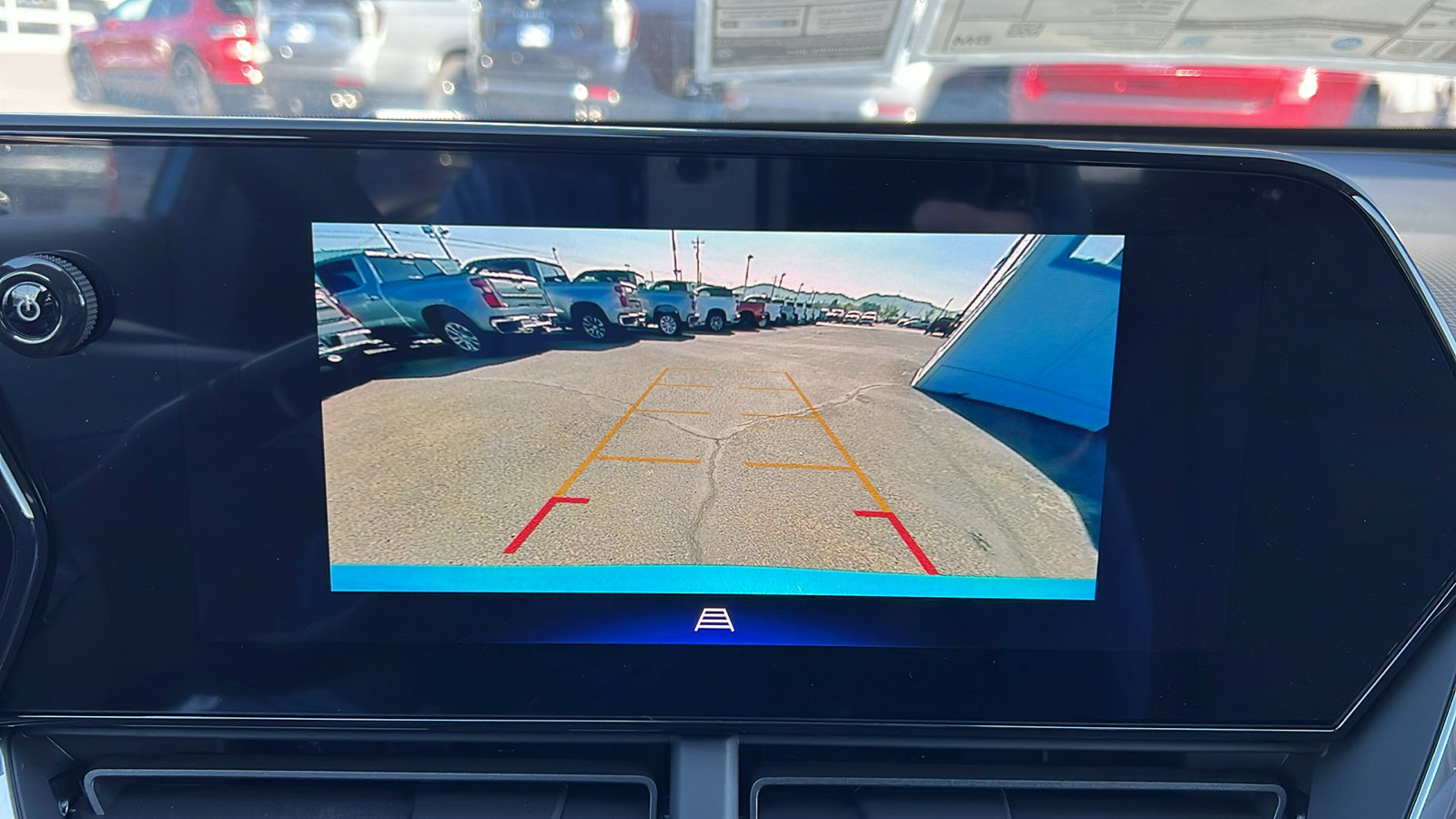 New 2026 Chevrolet Trax LT w/ Sunroof Package image 23