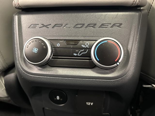 Used 2025 Ford Explorer Active w/ Active Comfort Package image 35
