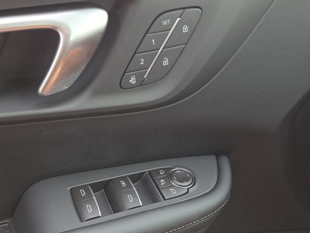 New 2026 Buick Enclave Sport Touring w/ Power Package FWD image 29