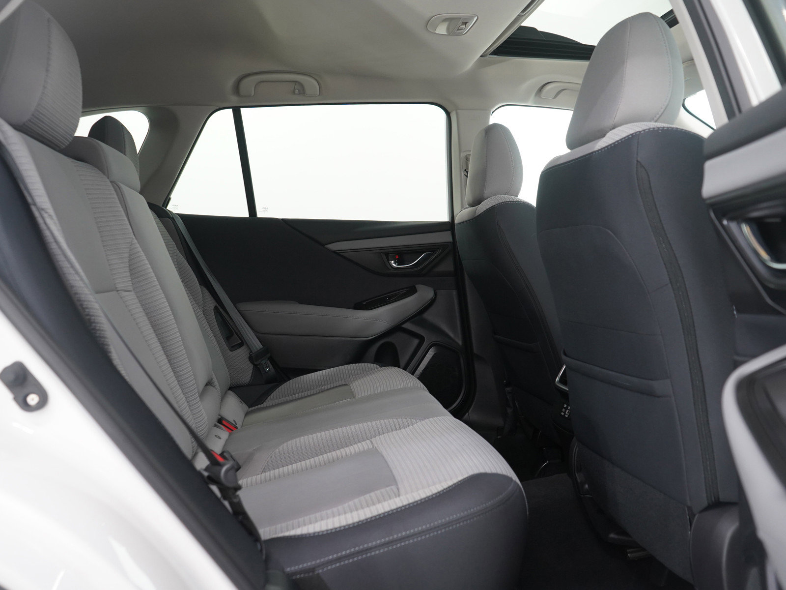 Used 2024 Subaru Outback Premium image 12