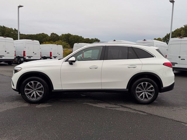 New 2027 Mercedes-Benz GLC 300 4MATIC image 4