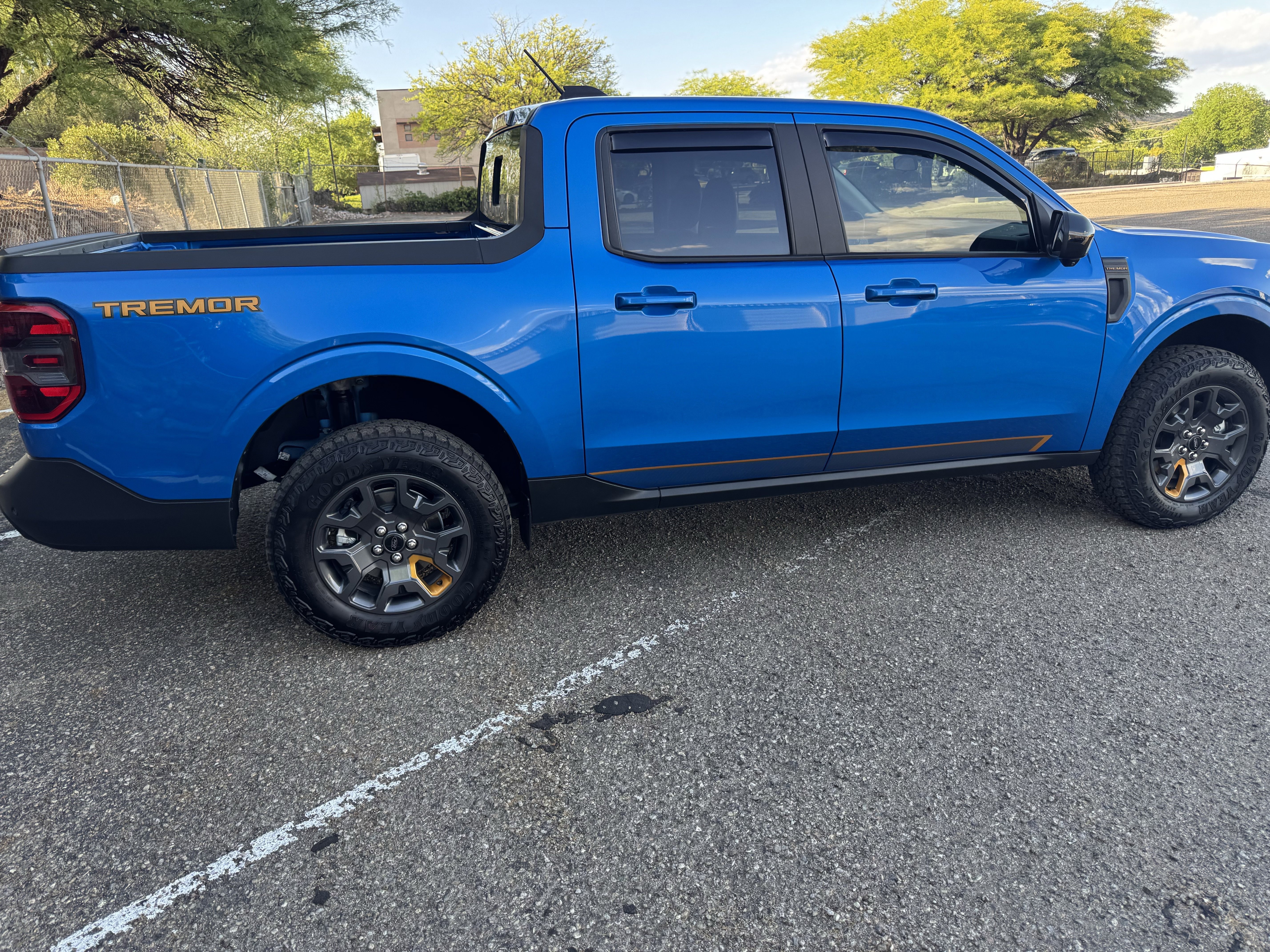 Used 2025 Ford Maverick Tremor AWD/4WD image 9