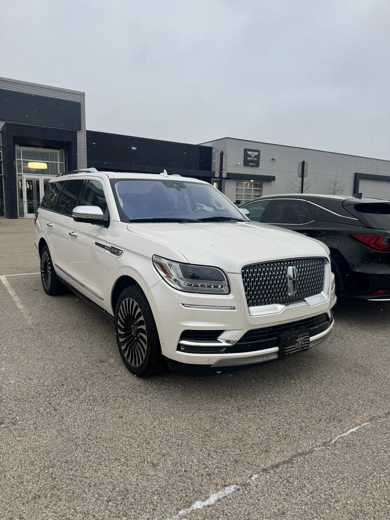 Used 2018 Lincoln Navigator Black Label w/ Cargo Package image 3