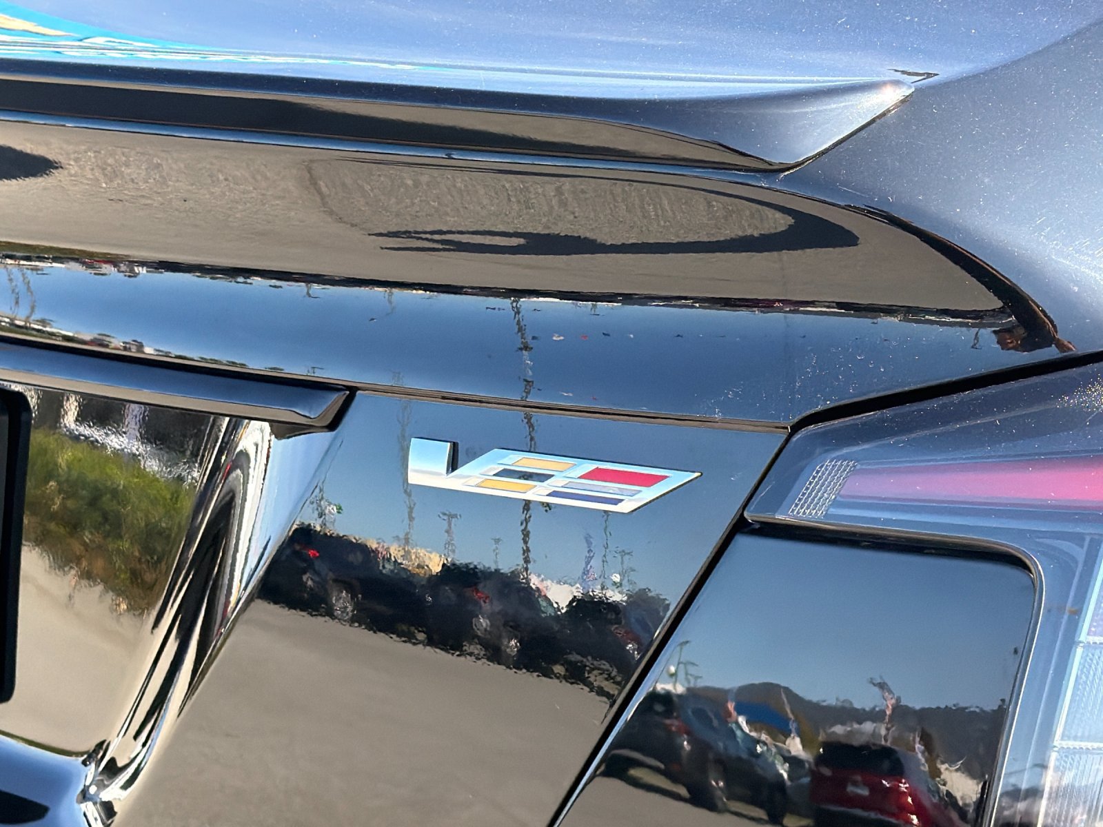 Used 2021 Cadillac CT5 V w/ Platinum Package RWD image 39