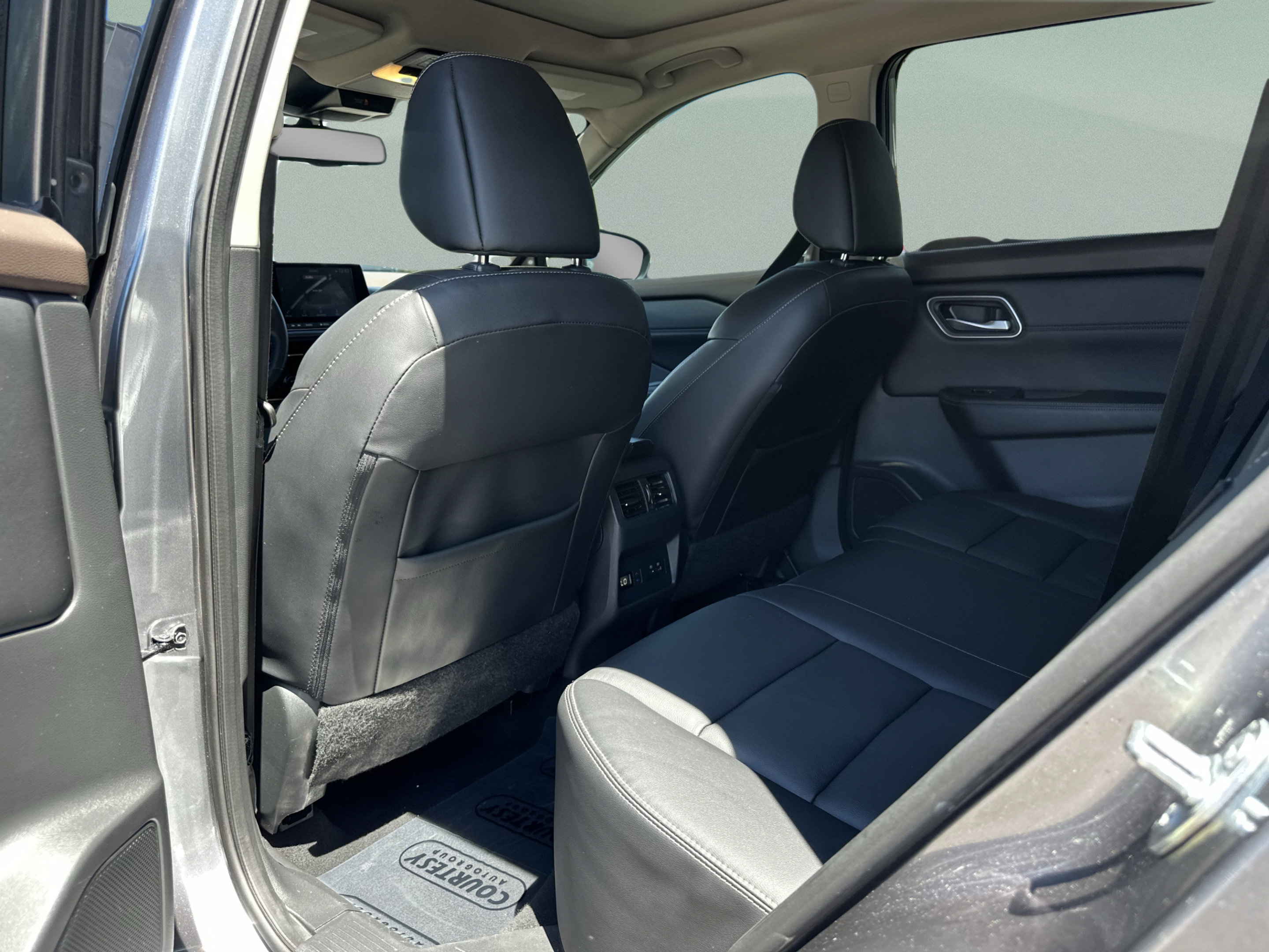 Certified 2021 Nissan Rogue SL FWD image 17