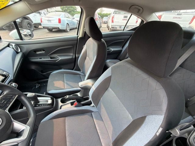 Used 2023 Nissan Versa SV FWD image 12