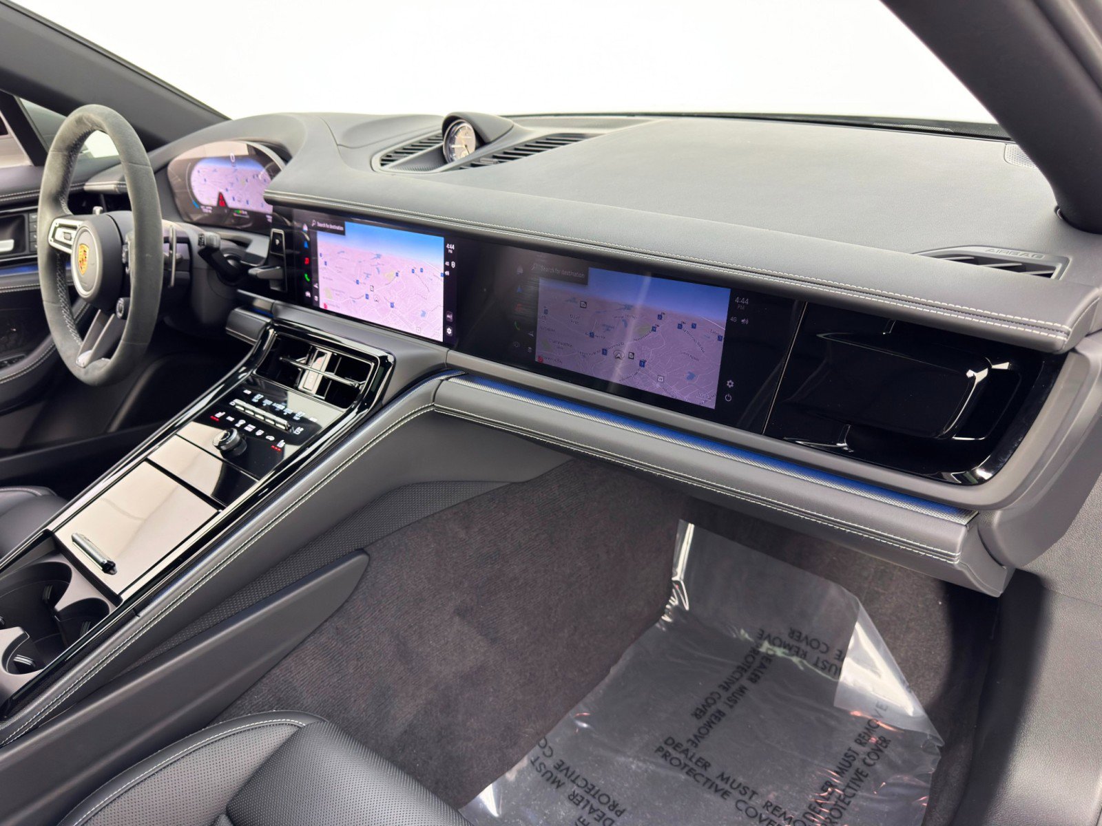 Used 2025 Porsche Panamera 4S image 15