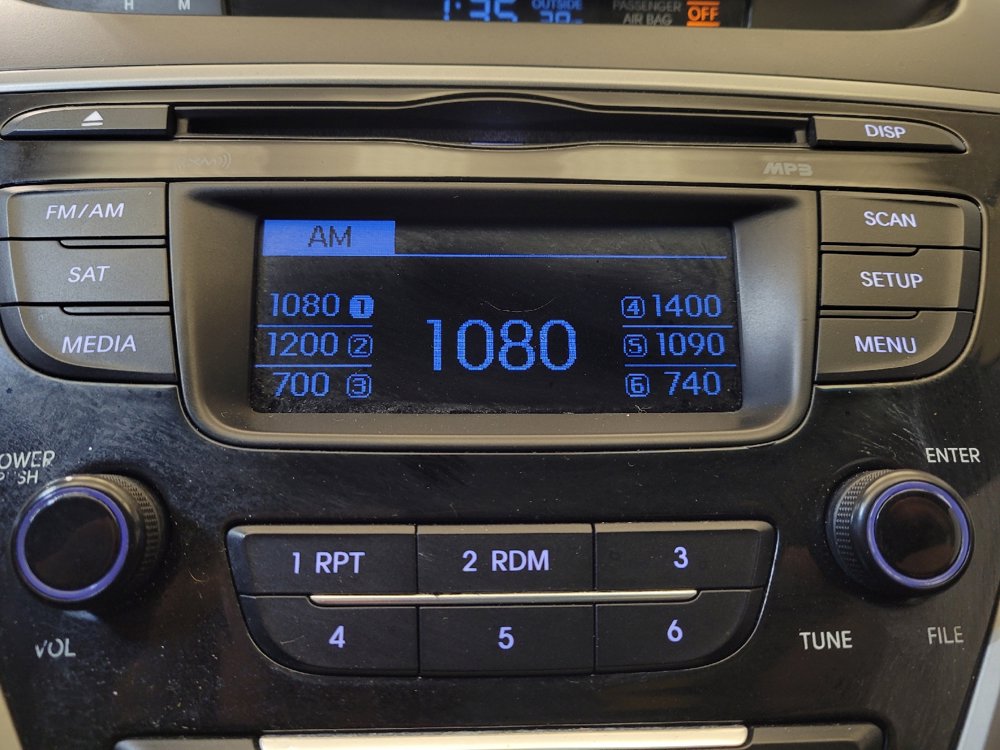 Used 2016 Hyundai Elantra SE image 25