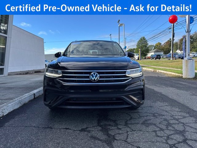 Certified 2022 Volkswagen Tiguan SE w/ Panoramic Sunroof Package AWD/4WD image 5