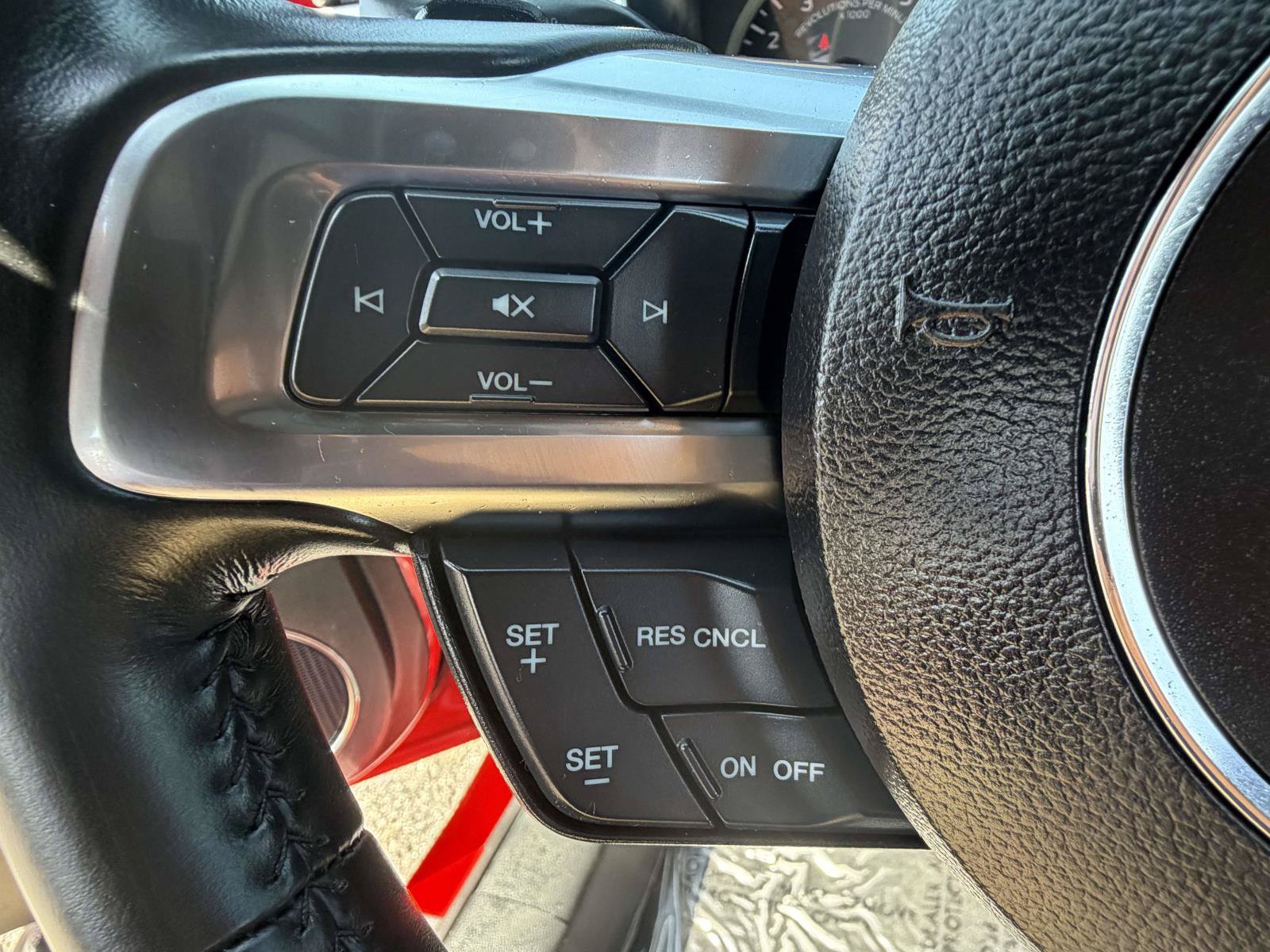 Used 2020 Ford Mustang Premium RWD image 14