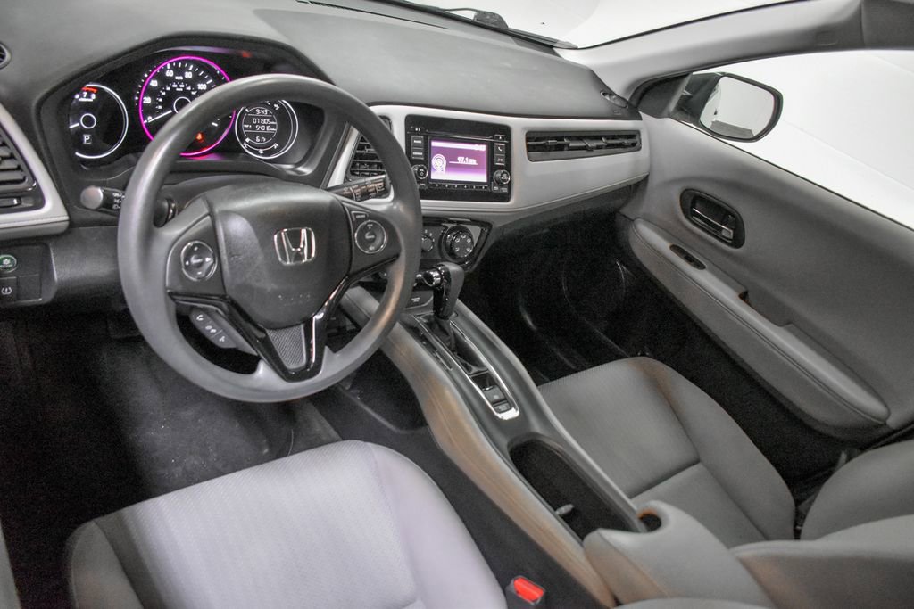 Used 2016 Honda HR-V LX image 17