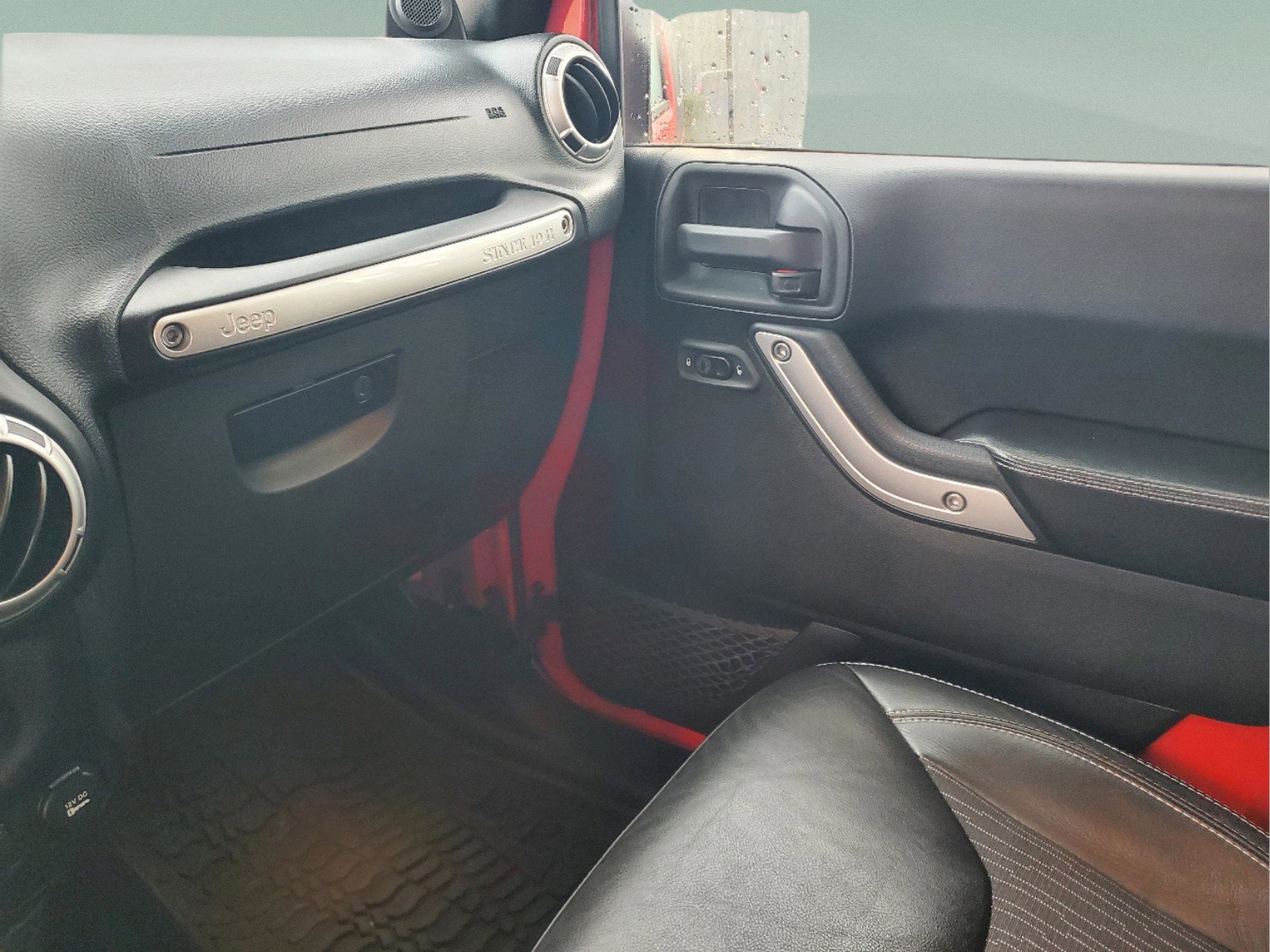 Used 2014 Jeep Wrangler Freedom Edition image 18