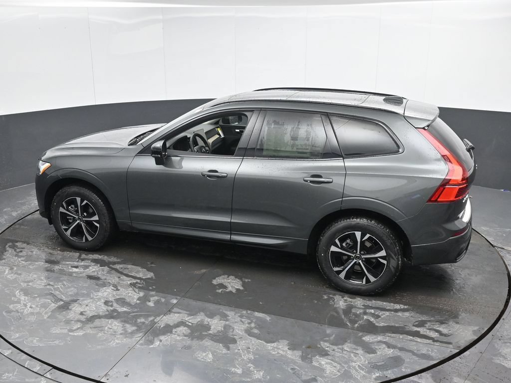 New 2026 Volvo XC60 B5 Core w/ Protection Package Premier AWD/4WD image 36