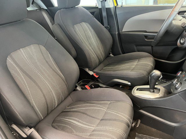 Used 2015 Chevrolet Sonic LT w/ LT Promotional Package FWD image 13