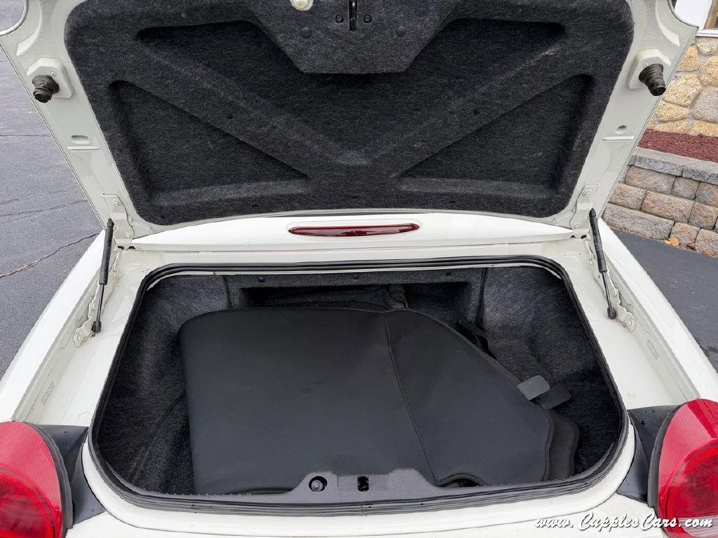 Used 2002 Ford Thunderbird image 7