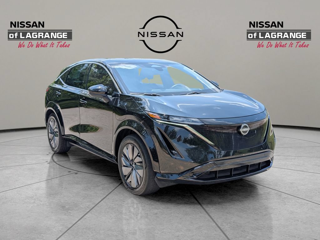 Used 2023 Nissan Ariya FWD image 2