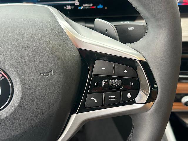 Certified 2025 BMW 330i xDrive 330i xDrive Sedan w/ Premium Package image 25