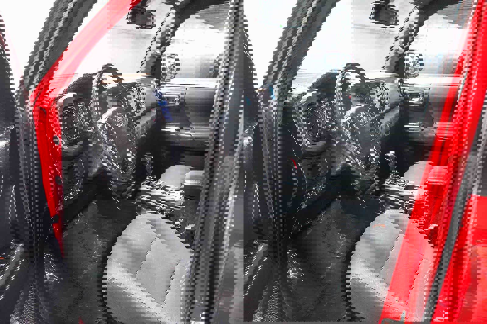 Certified 2019 Toyota Tacoma TRD Sport w/ Technology Package image 18