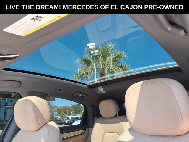Used 2022 Porsche Cayenne Platinum Edition AWD/4WD image 16
