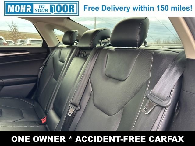 Used 2020 Ford Fusion Titanium image 29
