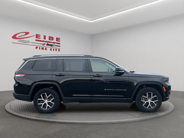 Used 2023 Jeep Grand Cherokee L Limited AWD/4WD image 7