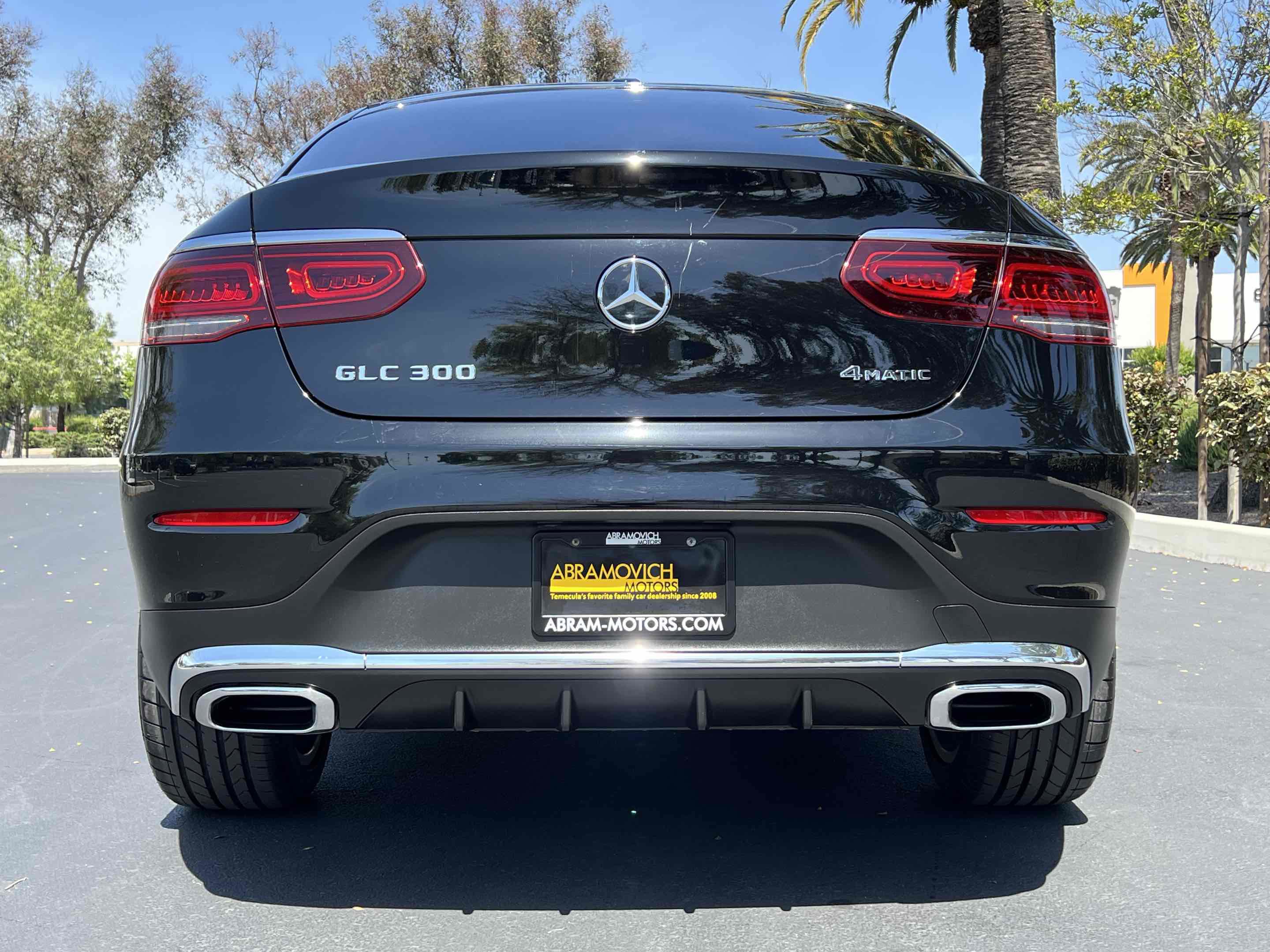 Used 2020 Mercedes-Benz GLC 300 4MATIC Coupe image 32