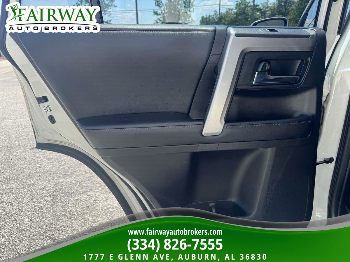 Used 2019 Toyota 4Runner Limited AWD/4WD image 29