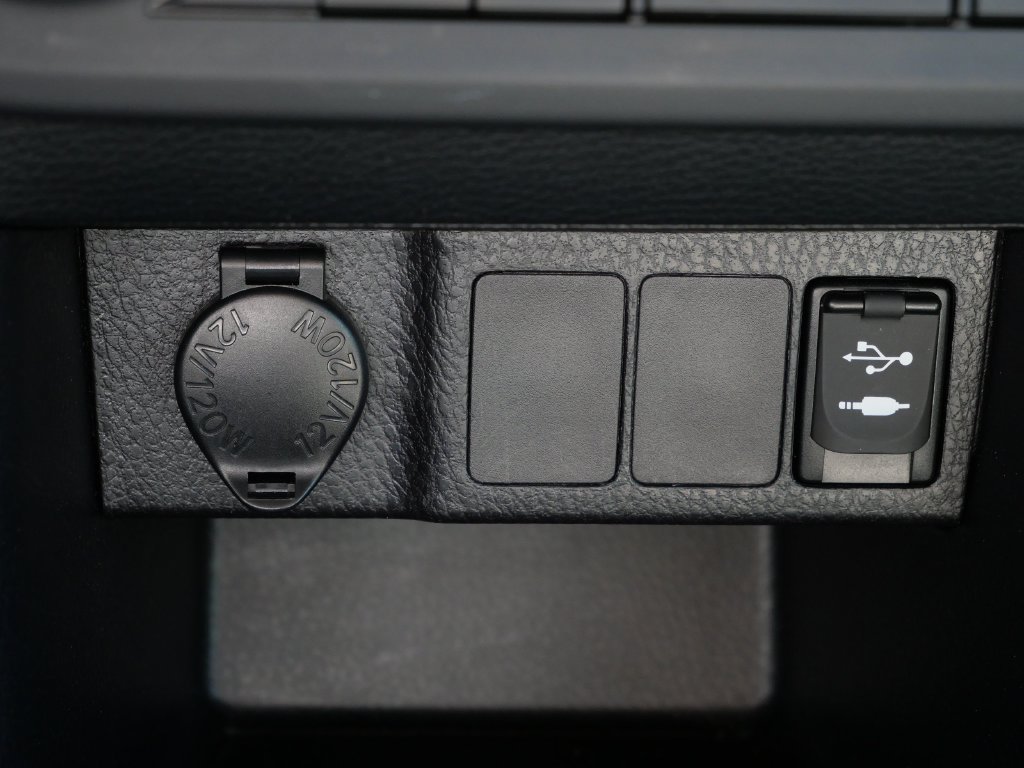Used 2016 Toyota Corolla LE FWD image 26