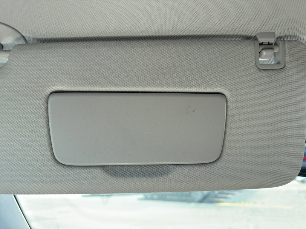 Used 2023 Chevrolet TrailBlazer LT FWD image 24