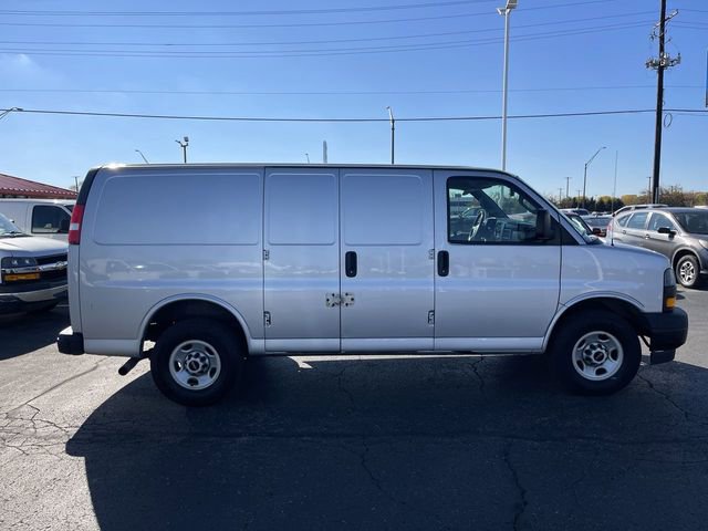 Used 2019 GMC Savana 2500 Work Van w/ Driver Convenience Package image 2