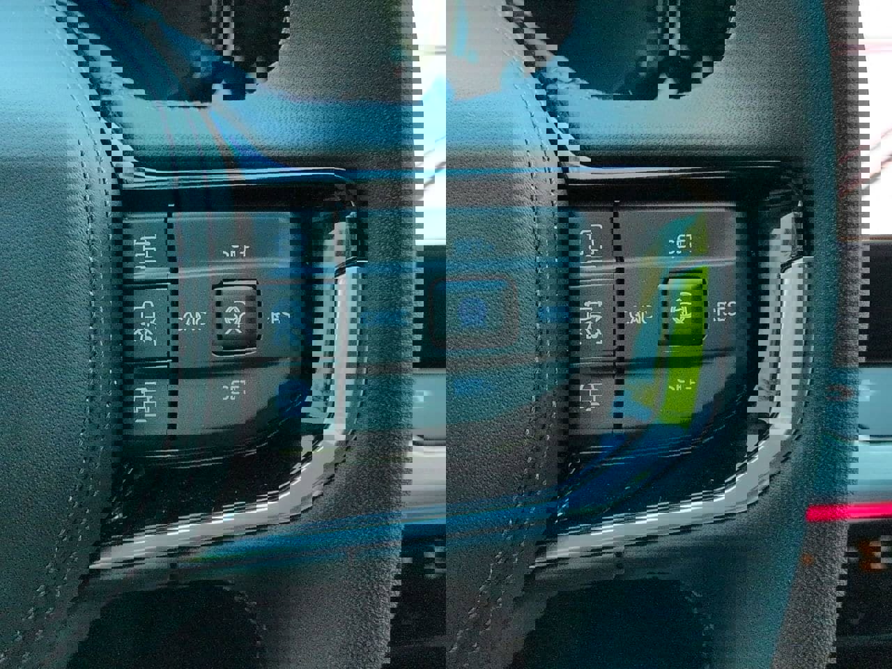 Used 2025 Jeep Wagoneer S Launch Edition image 13