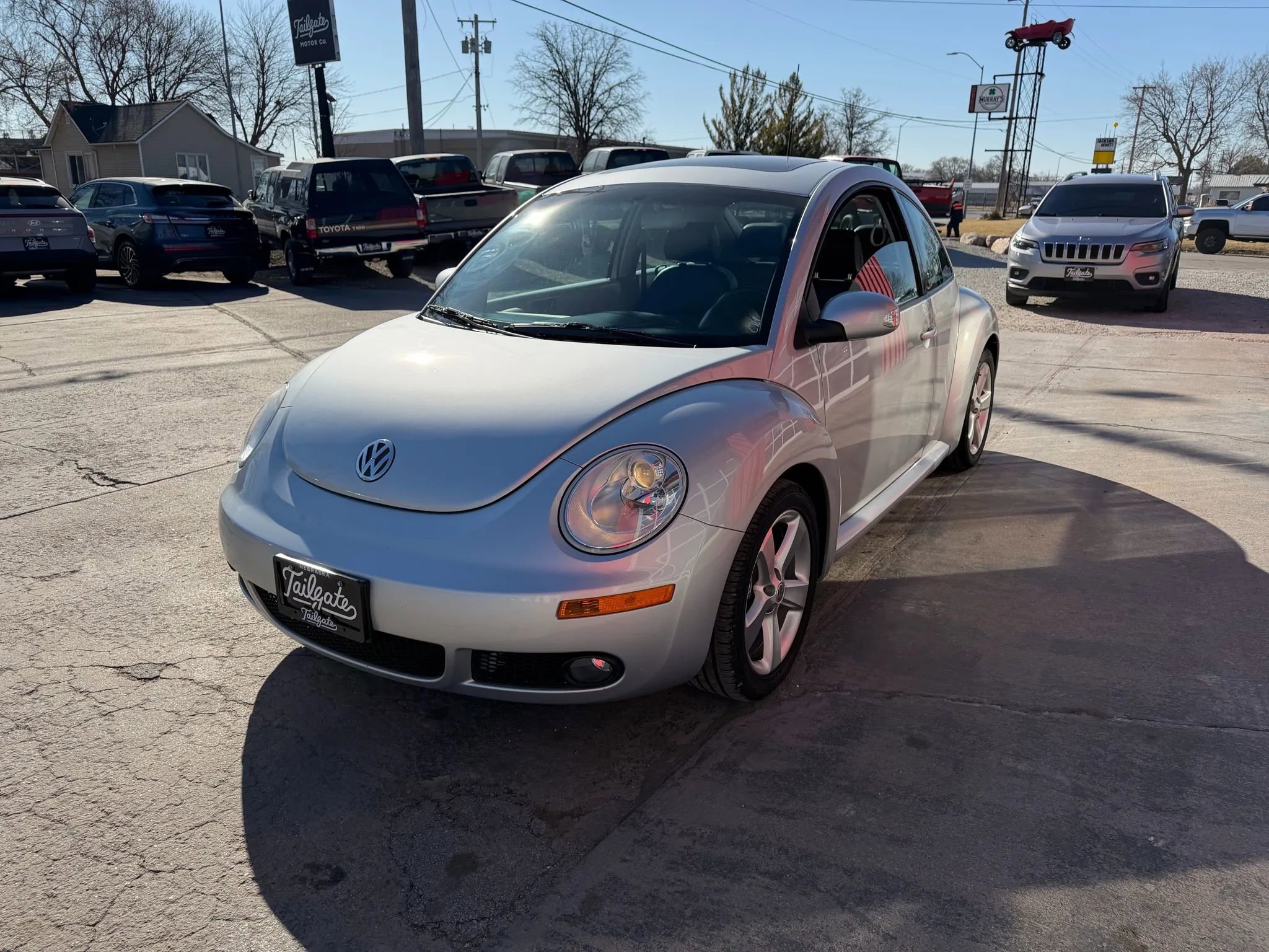 Used 2006 Volkswagen Beetle 2.5 Hatchback 2D image 4