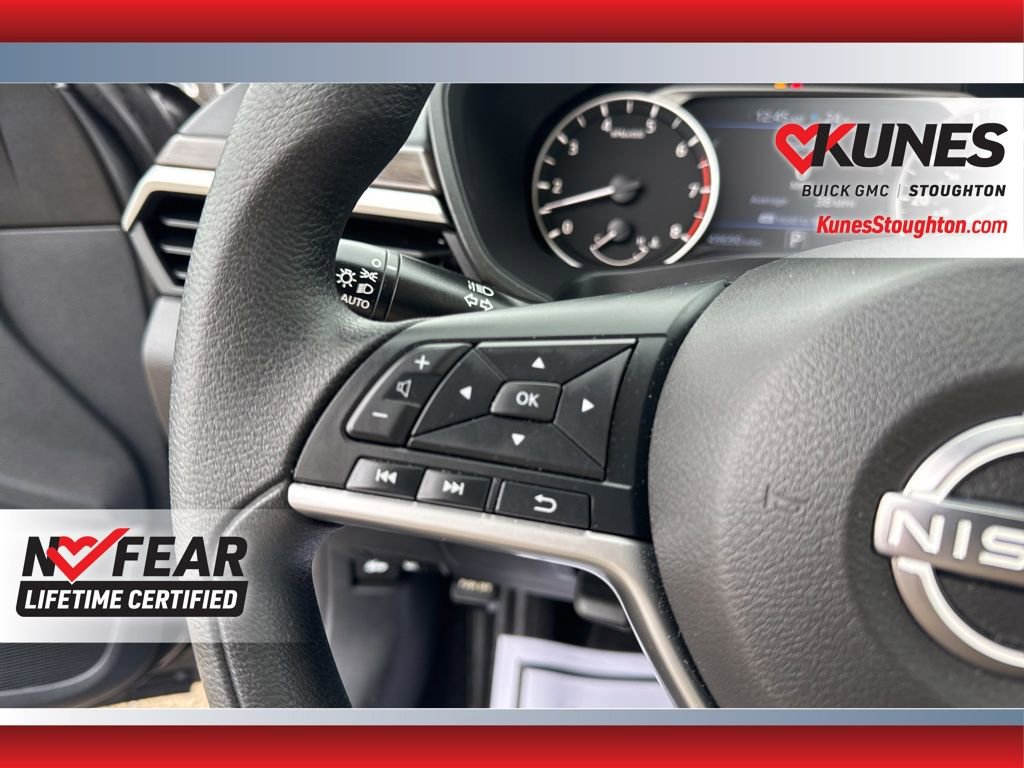 Used 2023 Nissan Altima 2.5 SV image 25