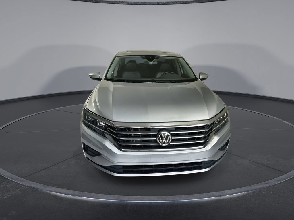 Used 2020 Volkswagen Passat 2.0T SE w/ Sunroof Package FWD image 3