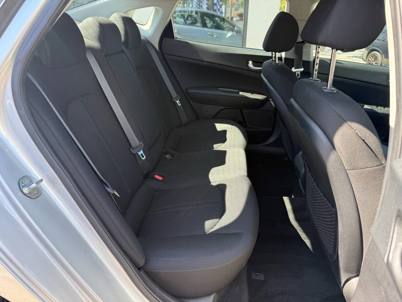Used 2020 Kia Optima LX FWD image 28