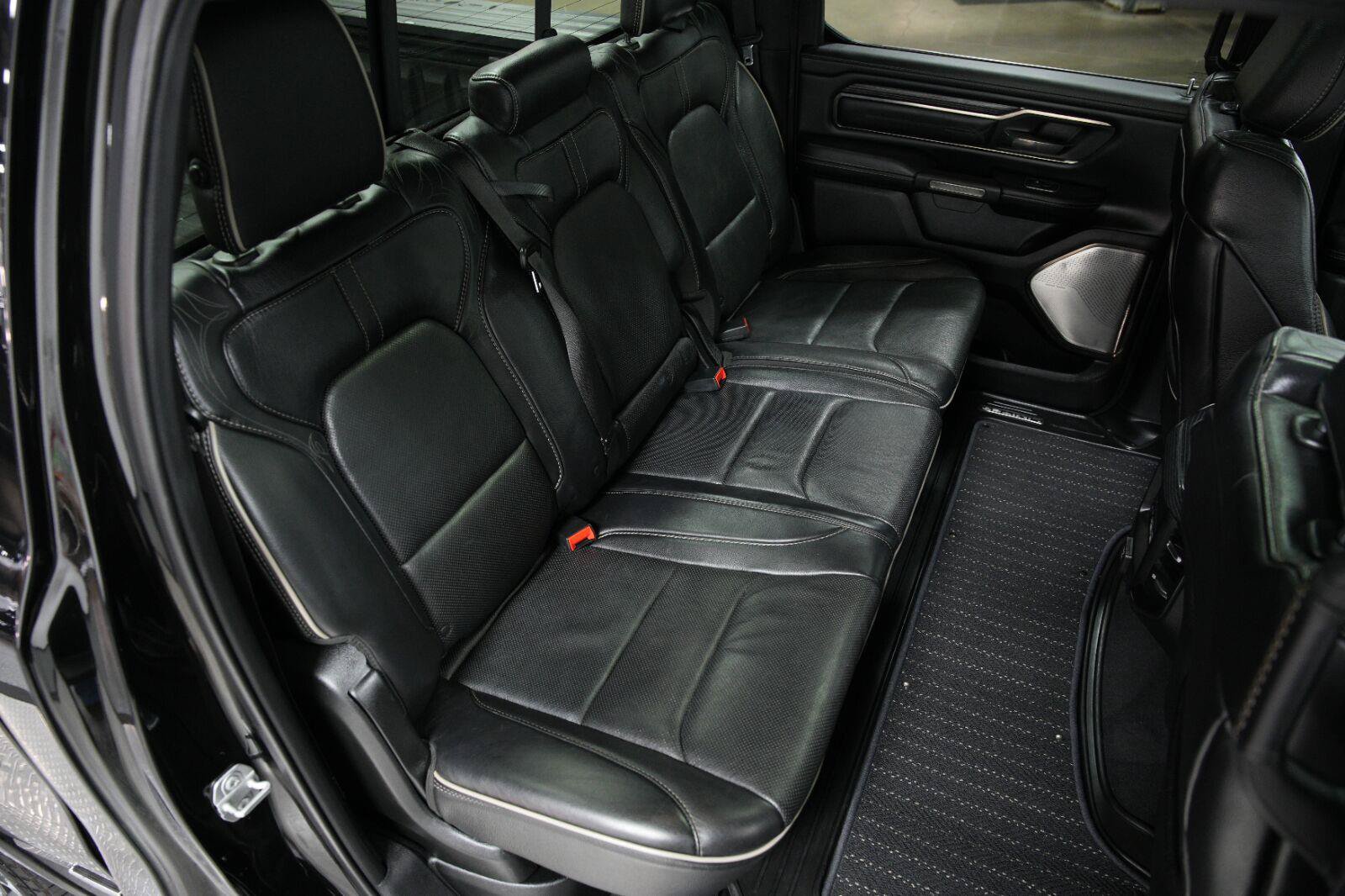 Used 2019 RAM 1500 Limited AWD/4WD image 22