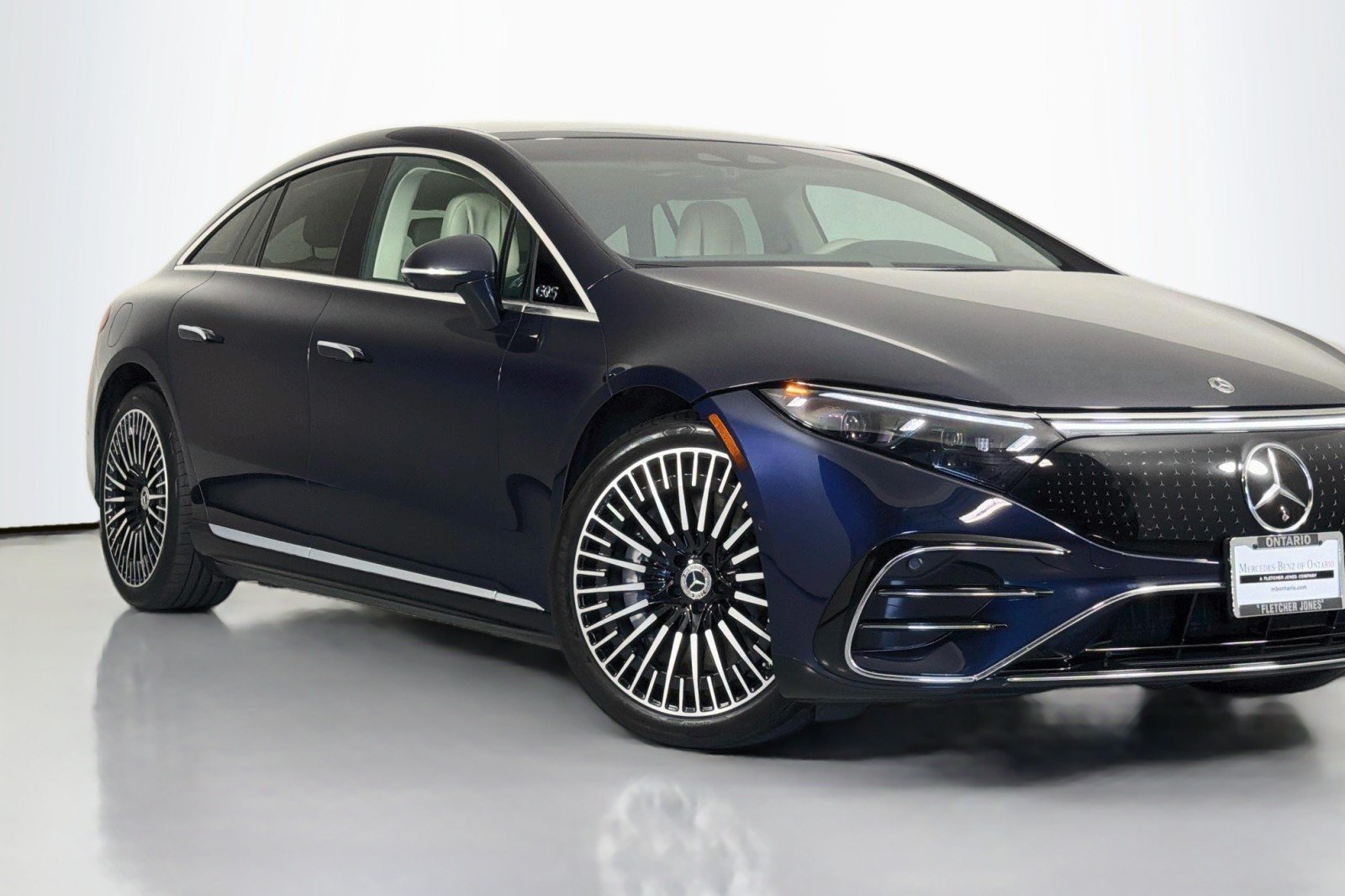 Certified 2023 Mercedes-Benz EQS 580 4MATIC Sedan image 14