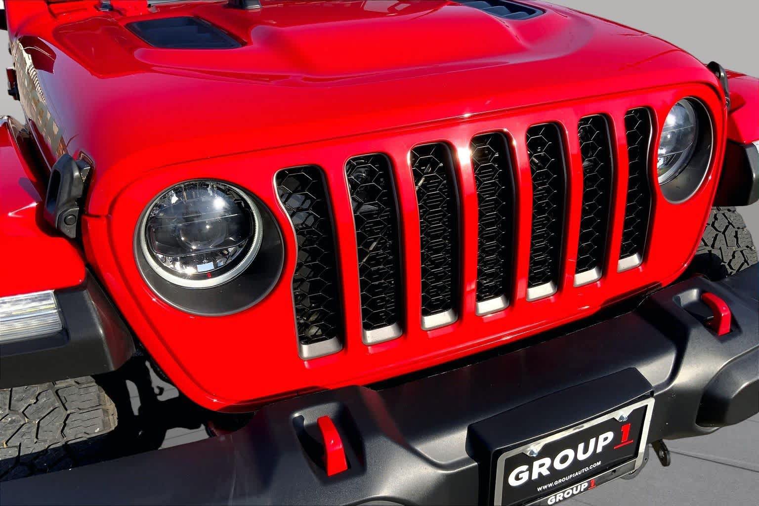 Used 2023 Jeep Gladiator Rubicon w/ LED Lighting Group AWD/4WD image 30